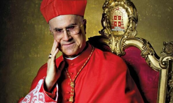 Petizione al Cardinale Tarcisio Bertone